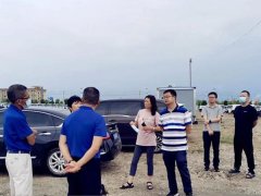 东风商用车公司中部战区总经理郑春蒂一行赴程力专汽考察调研