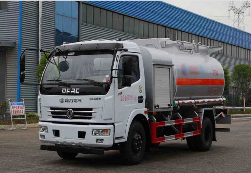 CLW5112GJYE5型飞机加油车